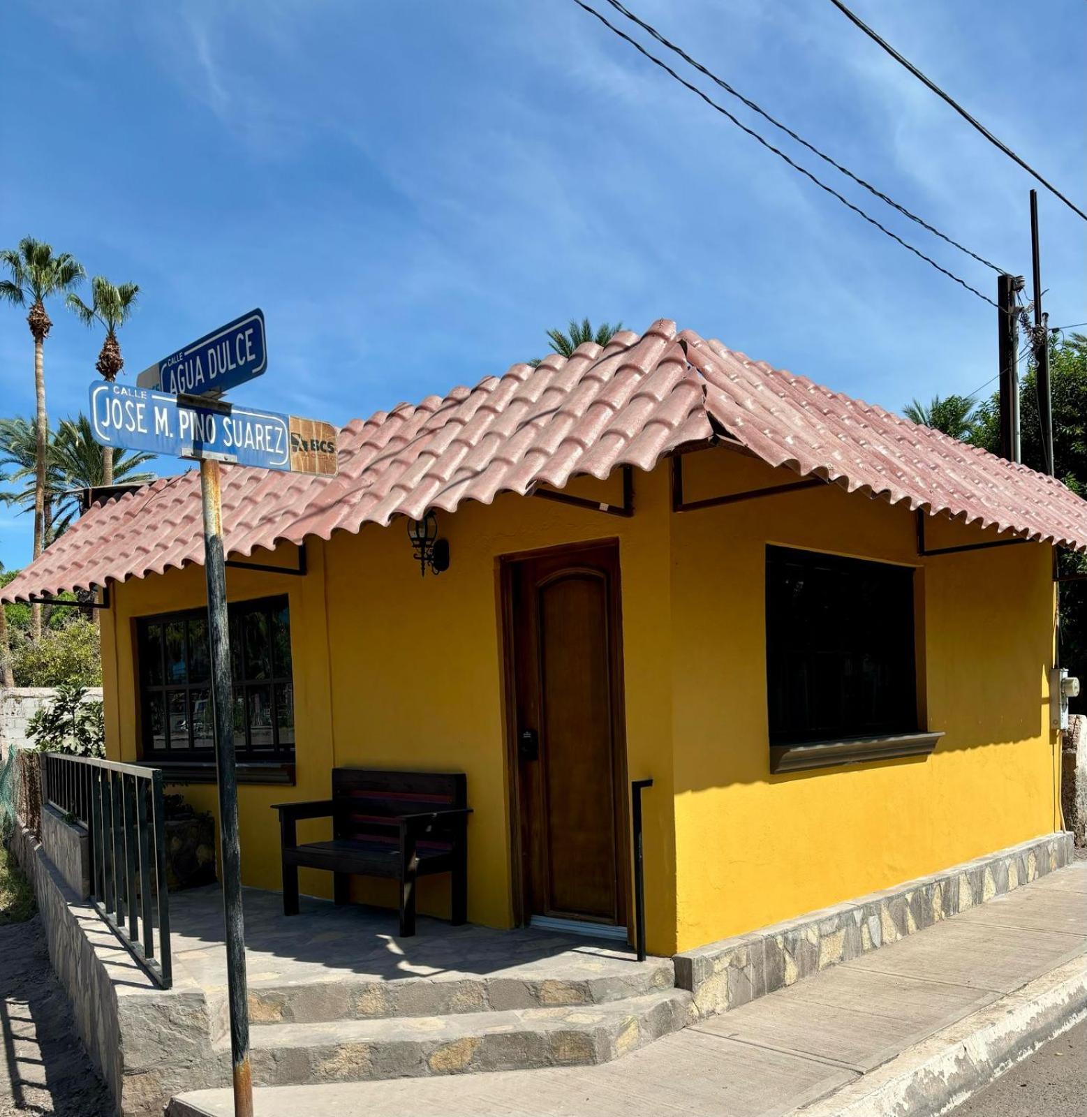 Casa Del Carmen, Hermoso Departamento En Loreto لوريتو المظهر الخارجي الصورة